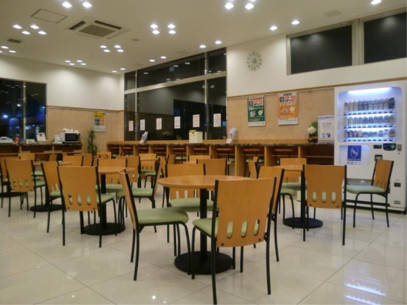 Toyoko Inn Yokohama Tsurumi Eki Higashi Guchi Buitenkant foto
