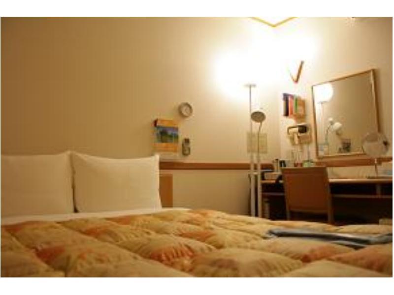 Toyoko Inn Yokohama Tsurumi Eki Higashi Guchi Buitenkant foto